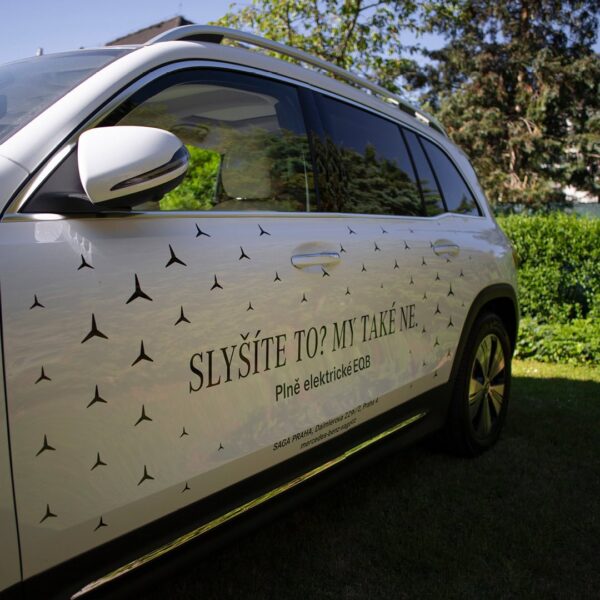 mercedes_slider_1080x1080_3